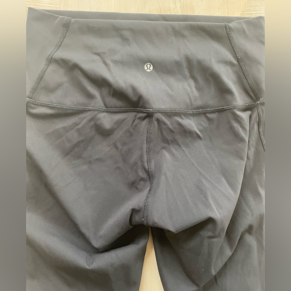 Lululemon Athletica Size 10 Black Capri Legging Bundle Size 10 - Picture 7 of 12